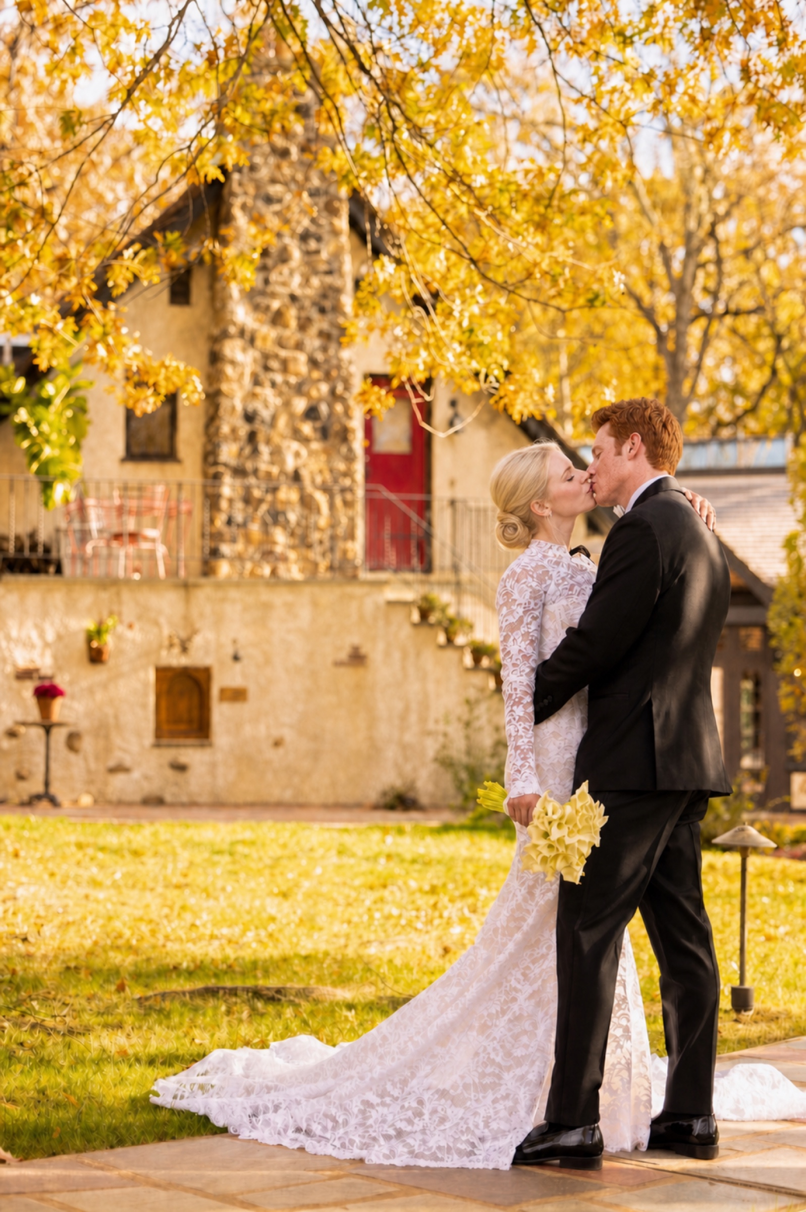 A moment held — wedding photography by Snap Into Love
