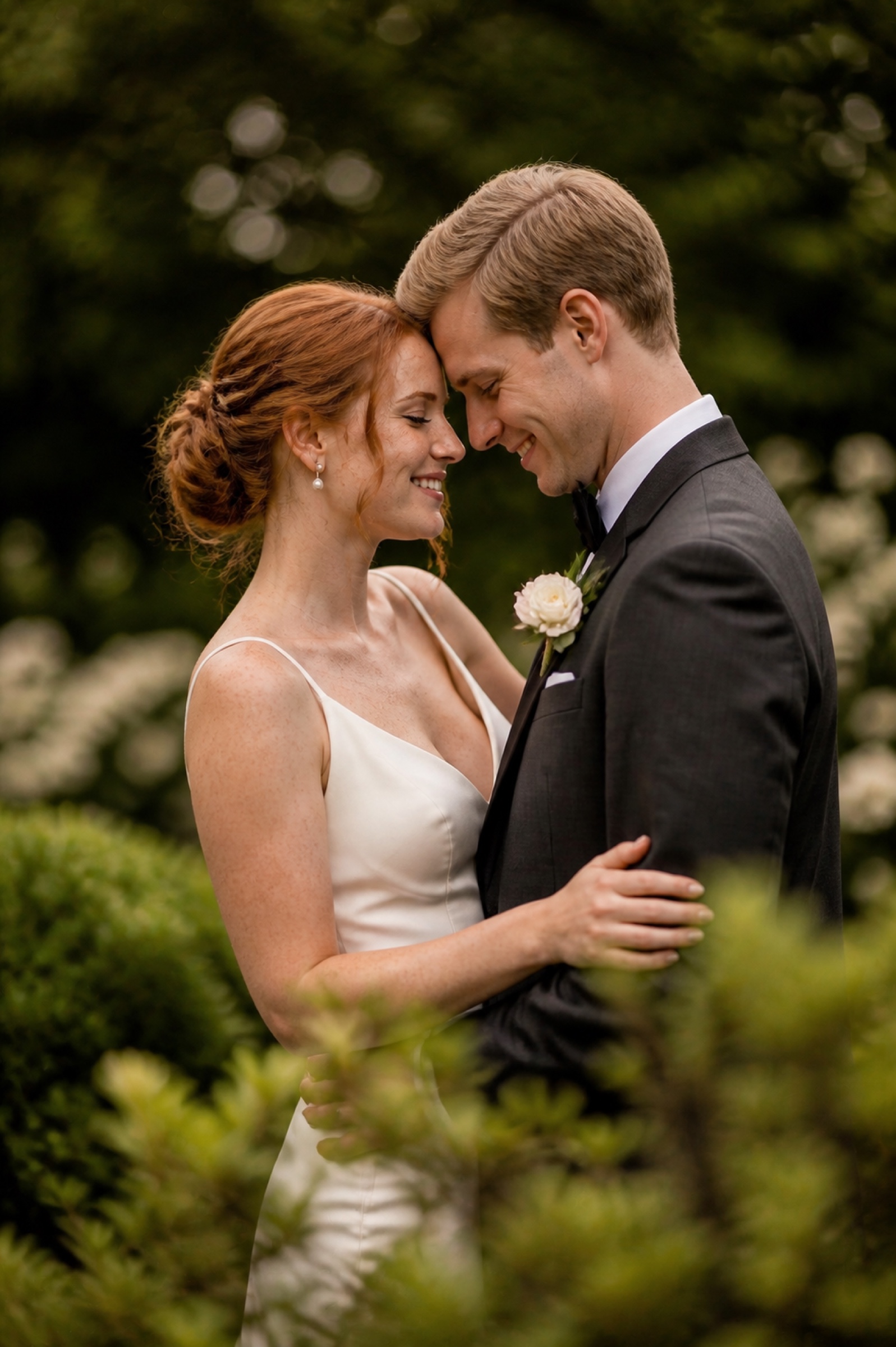 Completely present — wedding photography by Snap Into Love